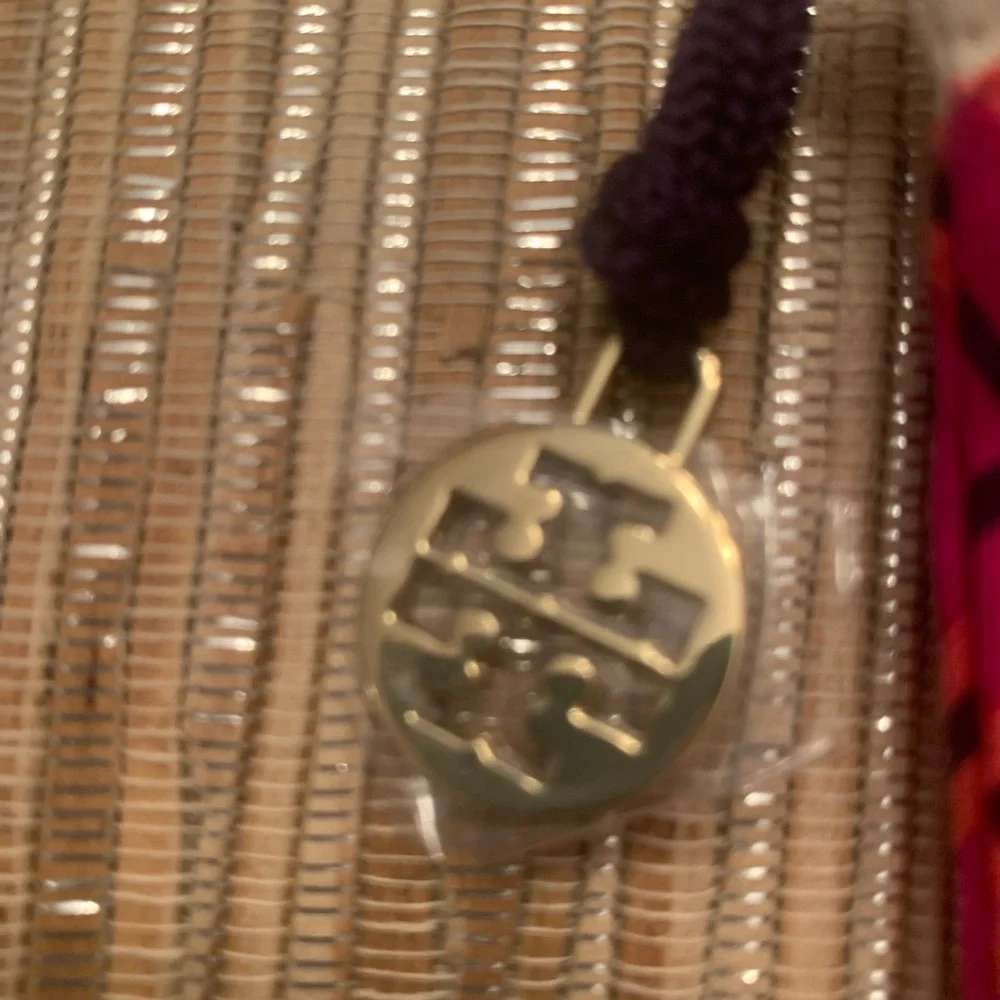 NWOT Tory Burch burgandy Gemini wristley - Picture 8 of 8